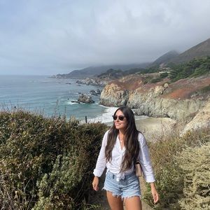 Meet your Posher, Lindsey